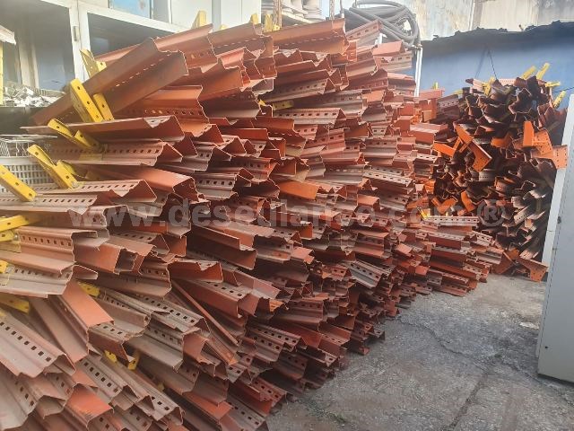 139/25067 - PORTAS BOBINAS, PESO APROX. 24 TON.