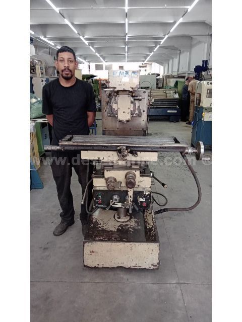 345/25076 - FRESADORA UNIVERSAL ROMI U-20 - BMB05.