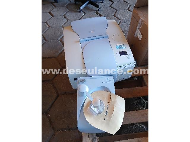 114/25156 - ESPECTROMETRO FT-IR SPECTRUM 100R KBR.