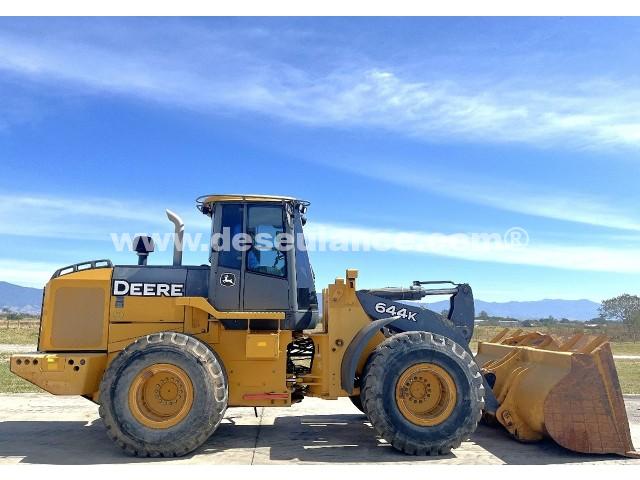 01/25157 - PÁ CARREGADEIRA M/JOHN DEERE MOD. 644K, ANO 20, SÉRIE 1215, 