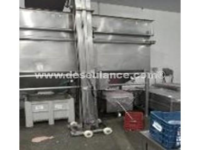 03/25158 - SILO DE ARMAZENAMENTO INOX, DIM. (LXA) 160 X 320 CM, 5.000KG