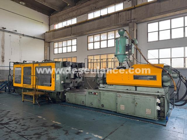 11/25167 - INJETORA P/PLÁSTICOS M/SHENG-LING, CAPAC. 1.000 TONS, ANO 13