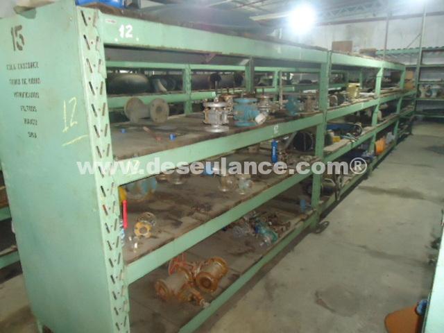 12/26028 - 01 COMPRESSOR P/REFRIGERAÇÃO; 78 VÁLVULAS E OUTROS.